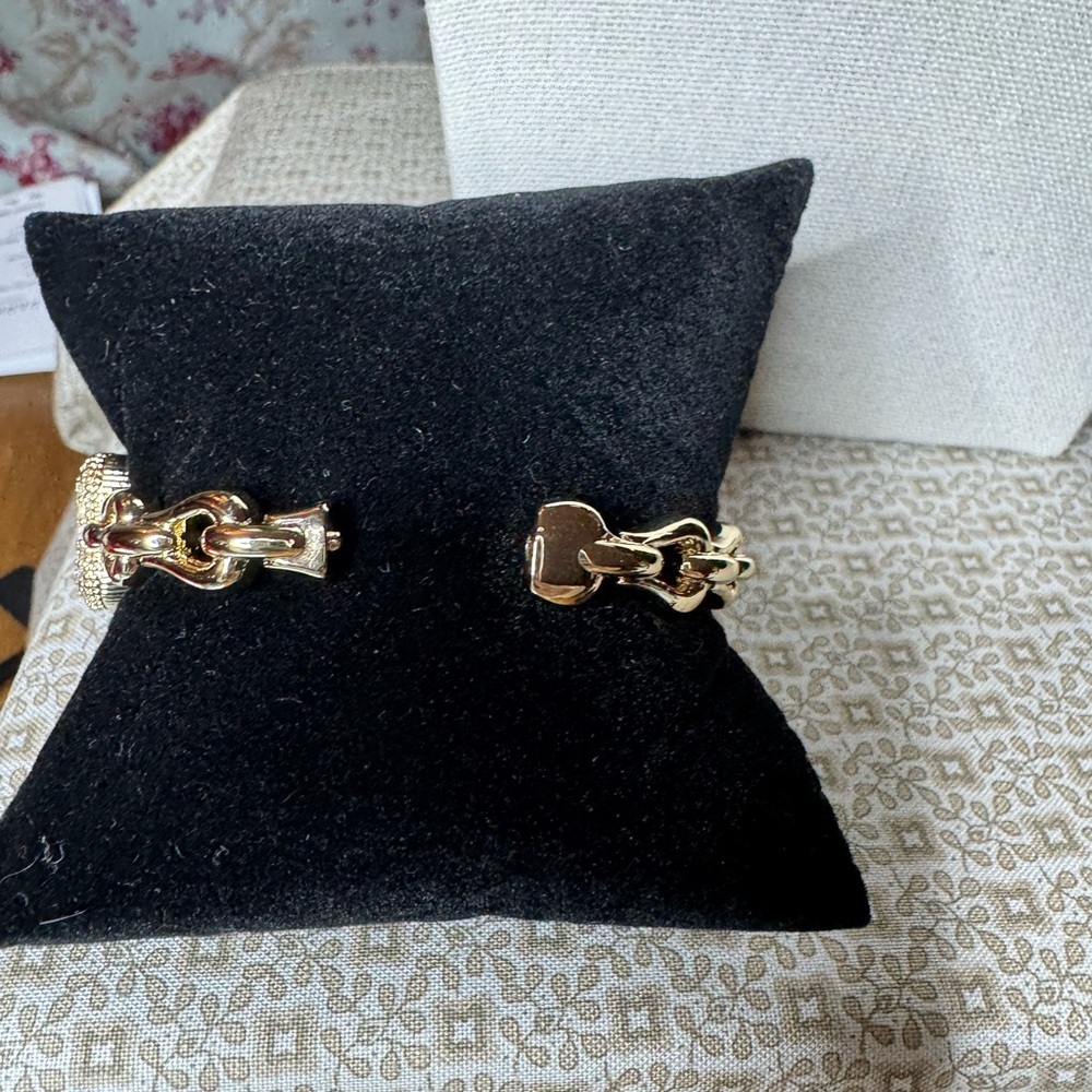 Gold Bracelet with Rhinestone Buckle - Picture 3 of 3